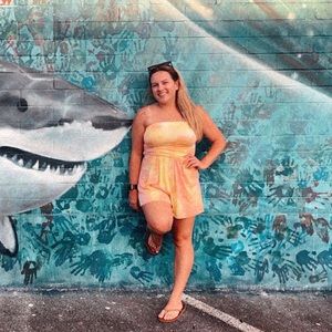 Super soft tube top short/romper with pockets.